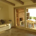 Baia Santa Reparata בית נופש